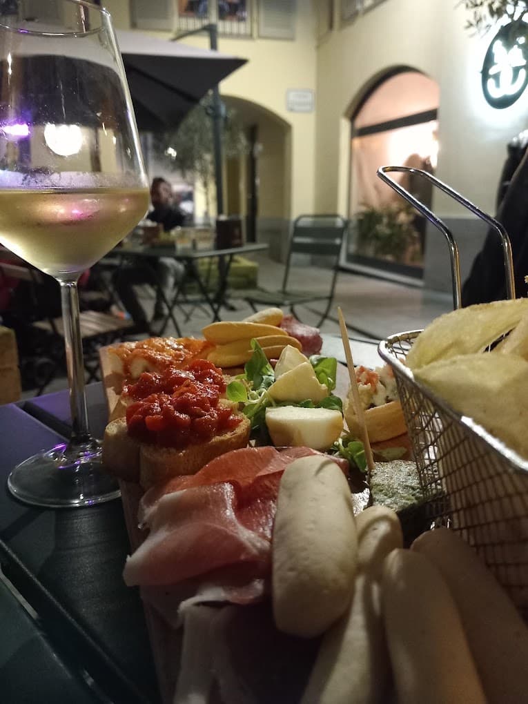 Asti Bar 4